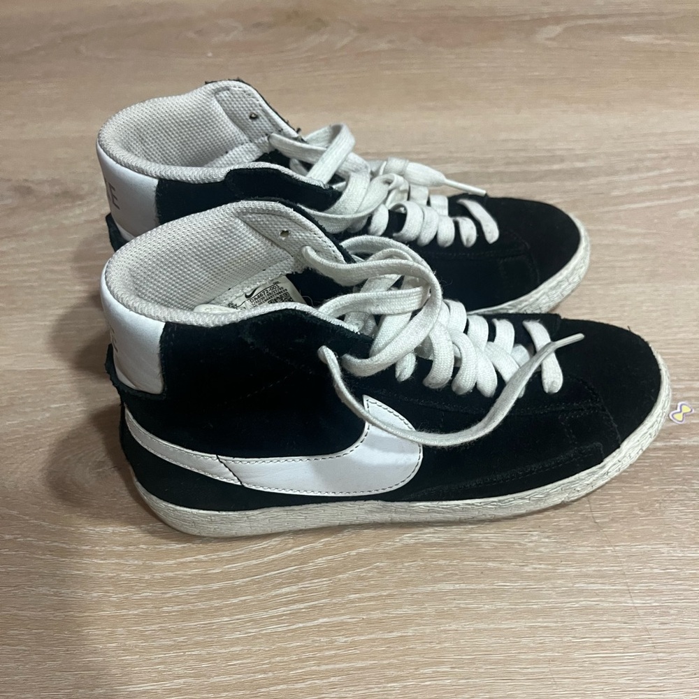 Nike Blazer Mids